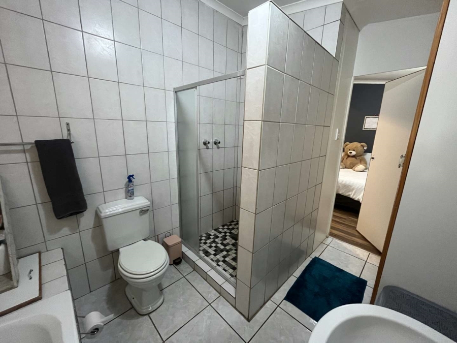 4 Bedroom Property for Sale in Olyfvenhoudtsdrift Northern Cape